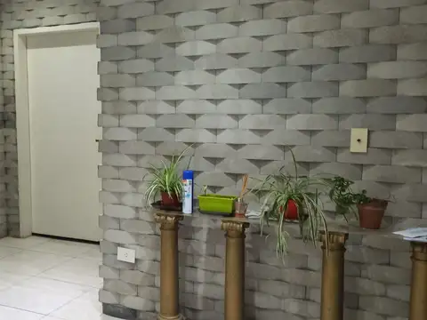 Departamento en Alquiler en Monte Castro, $ 580.000