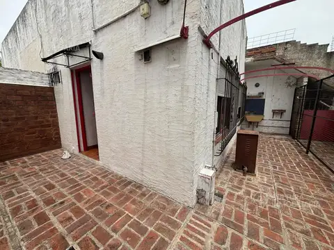 Depto Tipo Casa en Alquiler de 2 ambientes
