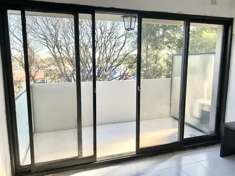 BRUSELAS 500, Piso 7