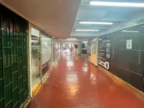 Local en Venta 48 años