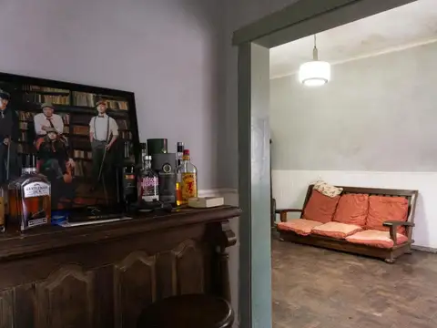 Casa 4 ambientes con 1 baño