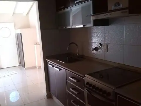 Casa - Venta - Argentina, La Matanza - republica de chile 712