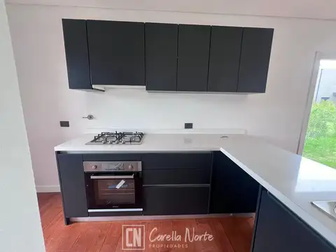 Casa 5 ambientes con 2 baños