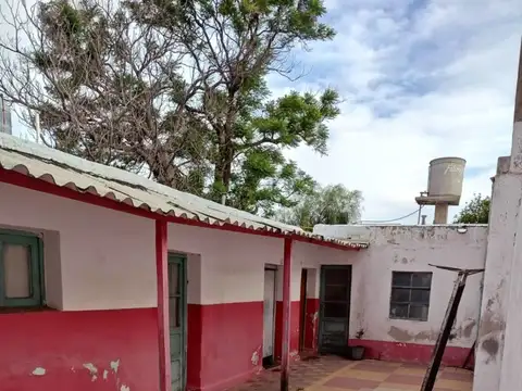 Casa - Venta - Argentina, San Luis - Avenida Juan G. Funes 1537