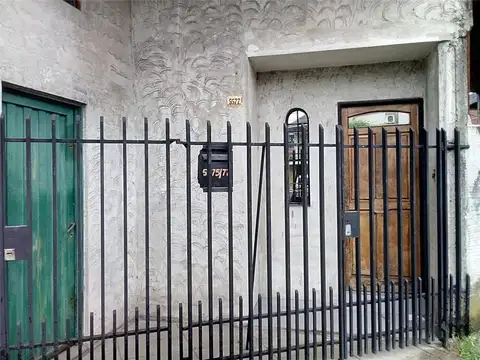 Av Republica 5500, Piso 1