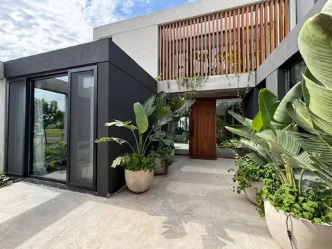 Casa en Alquiler Temporal de 4 dormitorios