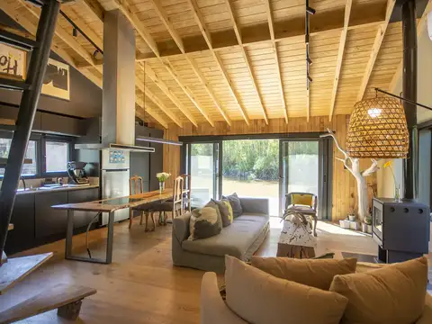 Exclusiva casa flotante en Barrio Econáutico Hipocampo, Dique Lujan, Tigre