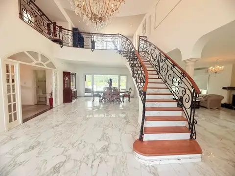 Casa en Venta en Fincas de San Vicente, USD 489.000
