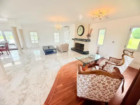 Casa en Venta al Oeste