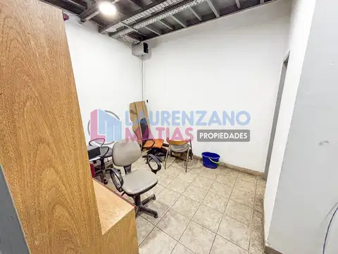 Galpon en Venta 8  mts Fondo