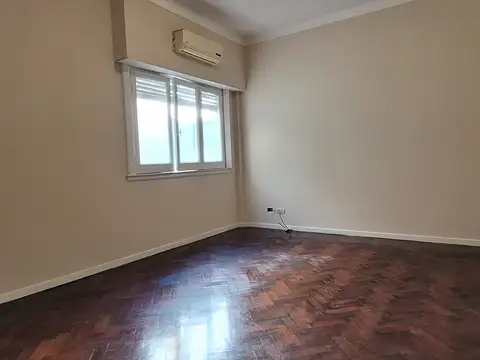 Departamento en Venta al Noreste
