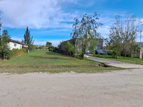 DOMSELAAR CHICO, CLUB DE CAMPO