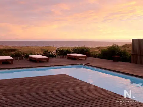 Hermosa casa en venta de 5 dormitorios.