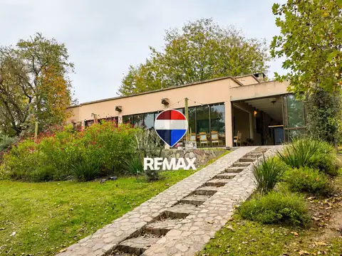 VENTA CASA SAN LORENZO CHICO PILETA CLIMATIZADA