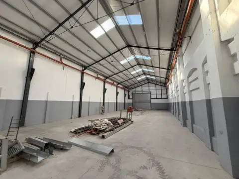 Depósito - 2600m2 - Mixtura 3 - La Boca