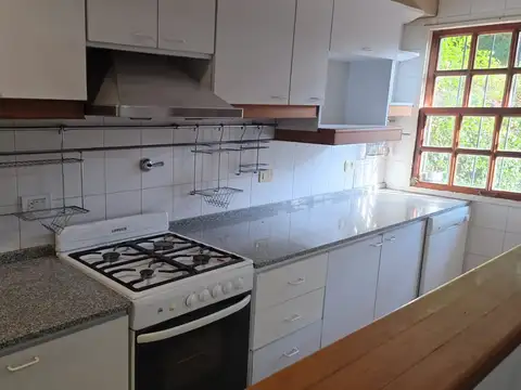 Excelente duplex, de 3 dormitorios uno de ellos en suite