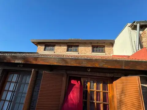 PH en PA de 4 dormitorios y escritorio con Terraza 3.7 x 7