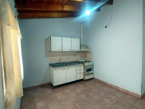 Av. Eva Perón 3100, Piso PB