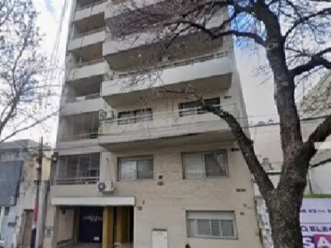 CERRITO AL 1300 - COCHERA EN VENTA PLANTA BAJA