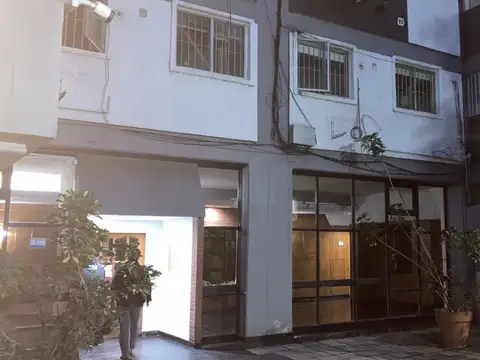 Hermoso departamento de 3 amb. - Venezuela al 2300 - OPORTUNIDAD  