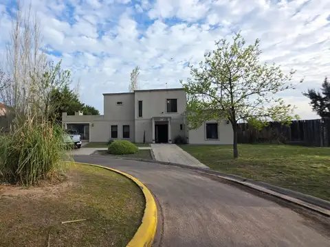 Quinta en Venta en Canning, USD 229.000