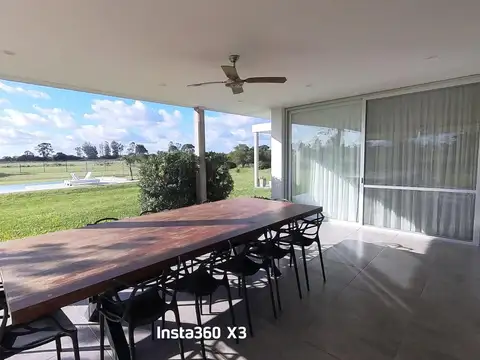 Casa en Venta al Este