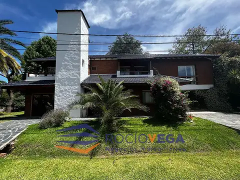 Casa en venta en country Banco Provincia, Francisco Alvarez, Moreno