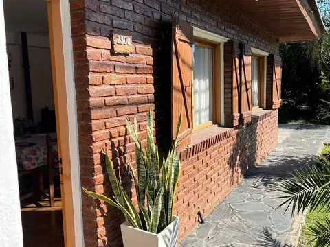 Casa en Venta al Este