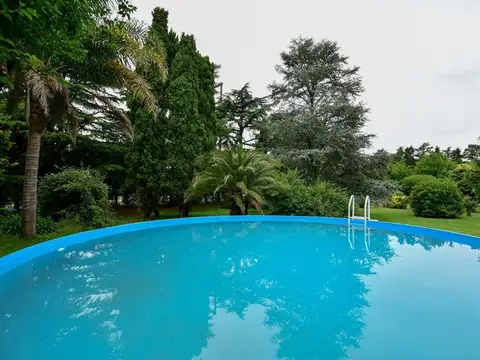 Casa quinta c/ pileta cancha futbol parquizada