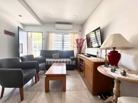 Depto Tipo Casa en Venta de 2 dormitorios