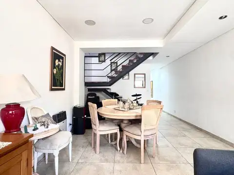 Depto Tipo Casa 4 ambientes con 1 baño