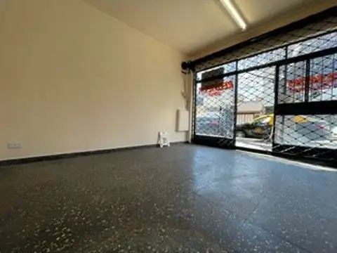 Local en Alquiler en Villa Luro, $ 900.000