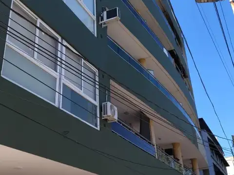 casullo 100, Piso 7