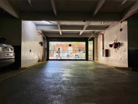 VENTA DE COCHERA FIJA EN RECOLETA