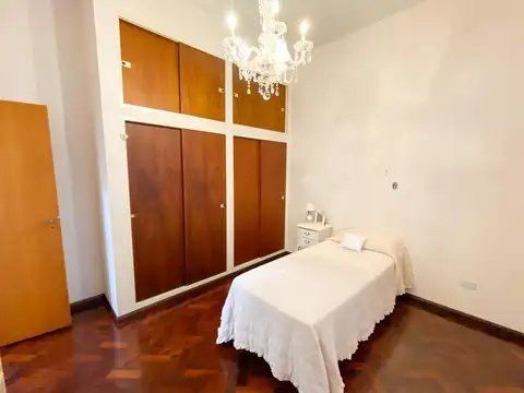 Depto Tipo Casa 4 ambientes con 2 baños