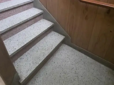 Casa 5 ambientes con 1 baño