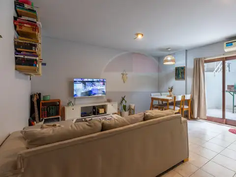 PH VENTA LA PLATA 1 DORMITORIO COCHERA PATIO