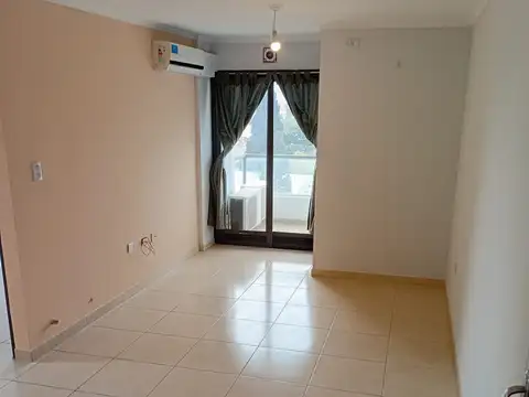 Jujuy 2100, Piso 6
