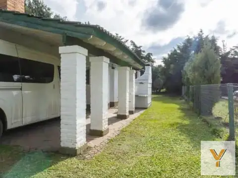 Casa 6 ambientes con 3 baños