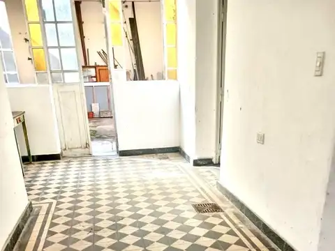 Venta de Casa 7 Ambientes en Boedo, Capital Federal- OPORTUNIDAD   LOTE 8.66 X 35