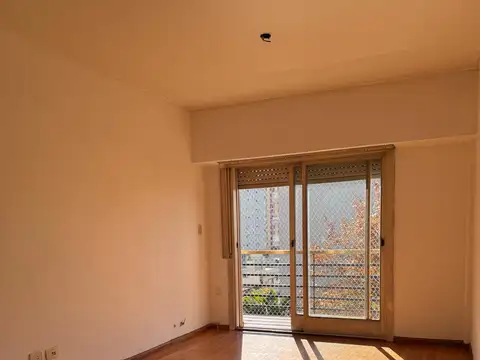 Tucumán 2100, Piso 5