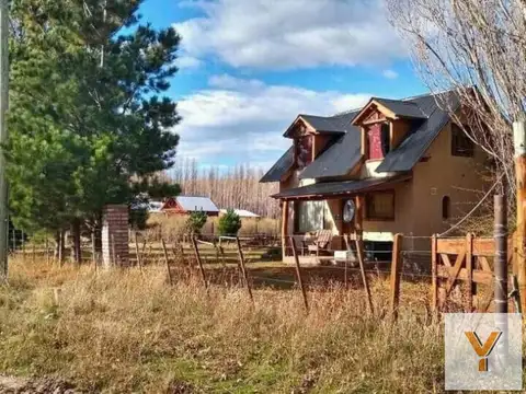 Casa en venta - 2 Dormitorios 2 Baños - Los Antiguos
