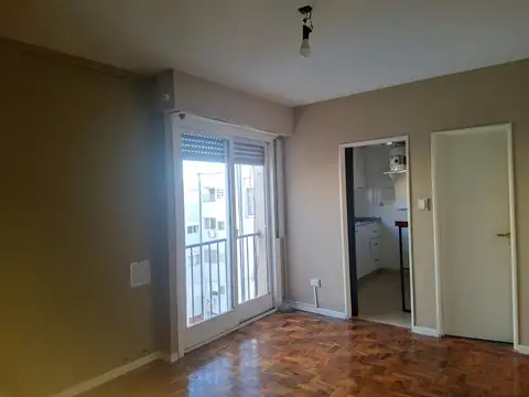 Departamento en Alquiler en Florida Mitre/Este, $ 530.000