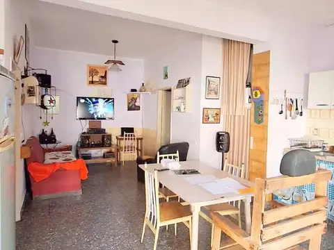 San Martin al 1700 entre Progreso y Marmol