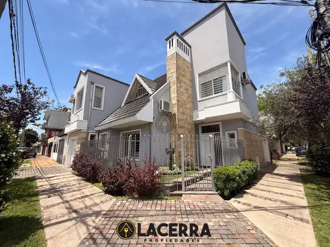 Casa 5 amb con jardín en Villa Ballester (financiación o permuta por casa en San Sebastián)