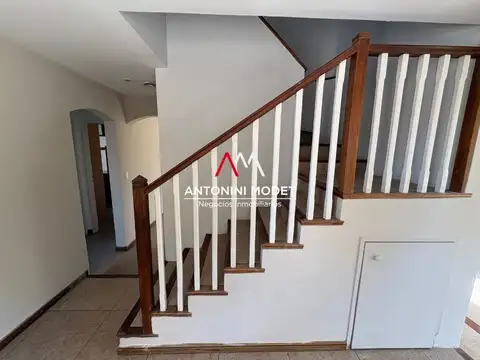 Casa en Alquiler en Septiembre, USD 1.500