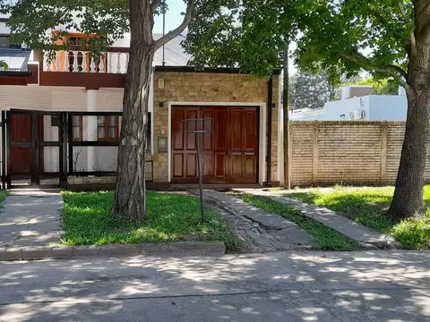 Casa en Barrio Pizzurno
