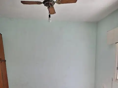 Depto Tipo Casa 4 ambientes con 1 baño