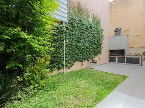 Venta de Casa 6 Ambientes en Ramos Mejia Sur - Barrio Pileta