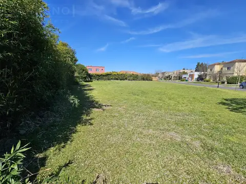 Terreno en Venta 25  mts Frente